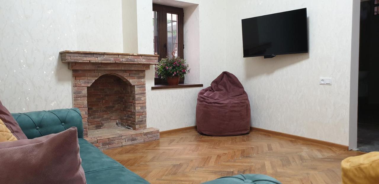 Lalis Apartment Тбилиси Екстериор снимка