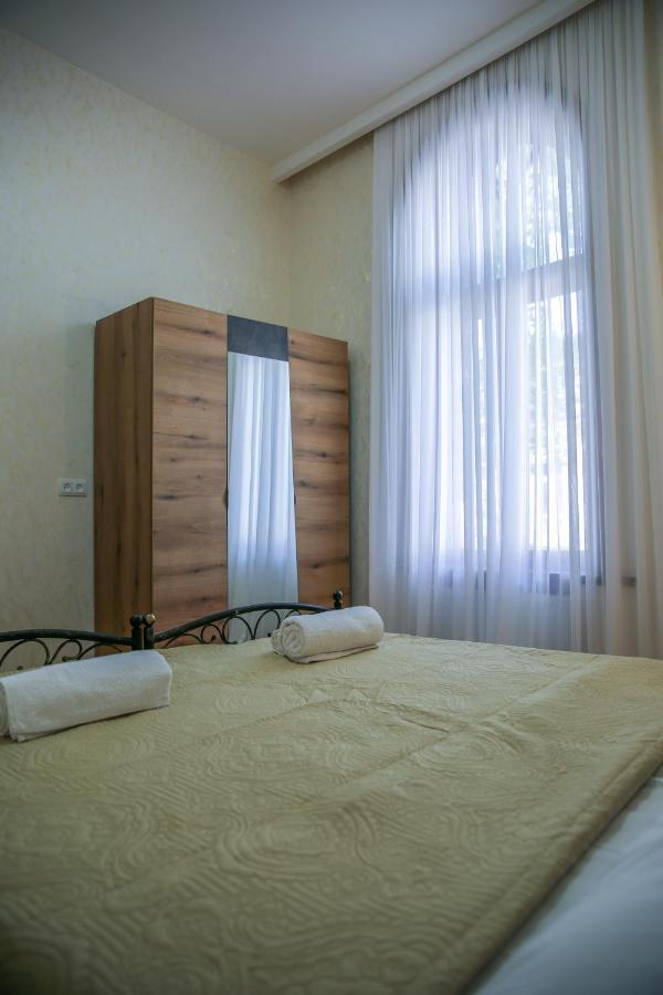 Lalis Apartment Тбилиси Екстериор снимка